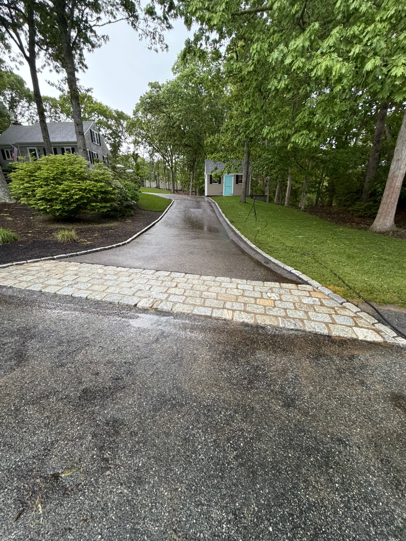 Granite cobblestone driveway apron Cape Cod MA