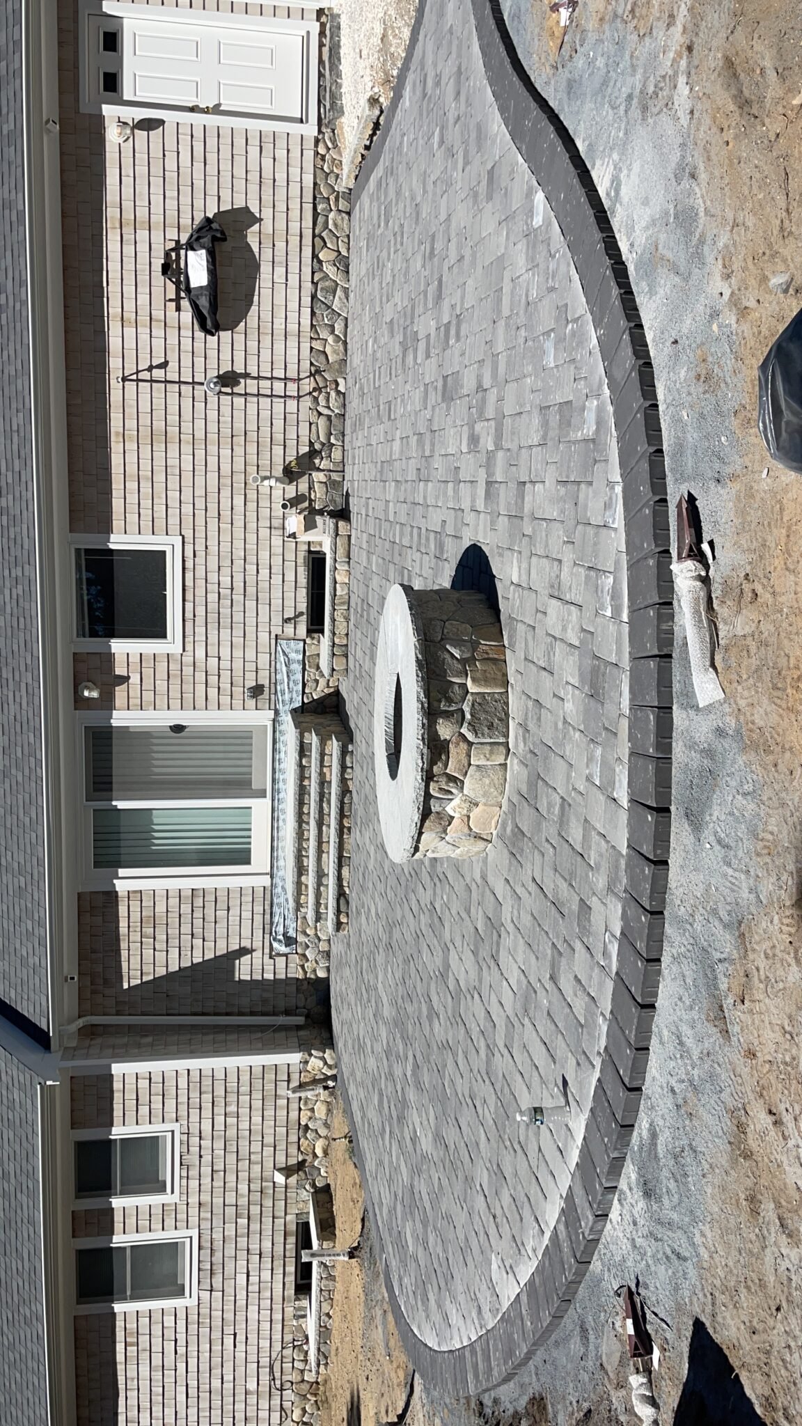 Fieldstone veneer detail built by Bridi Masonry in Cape Cod, MA